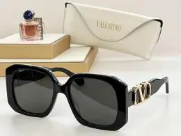 lunettes Valentino